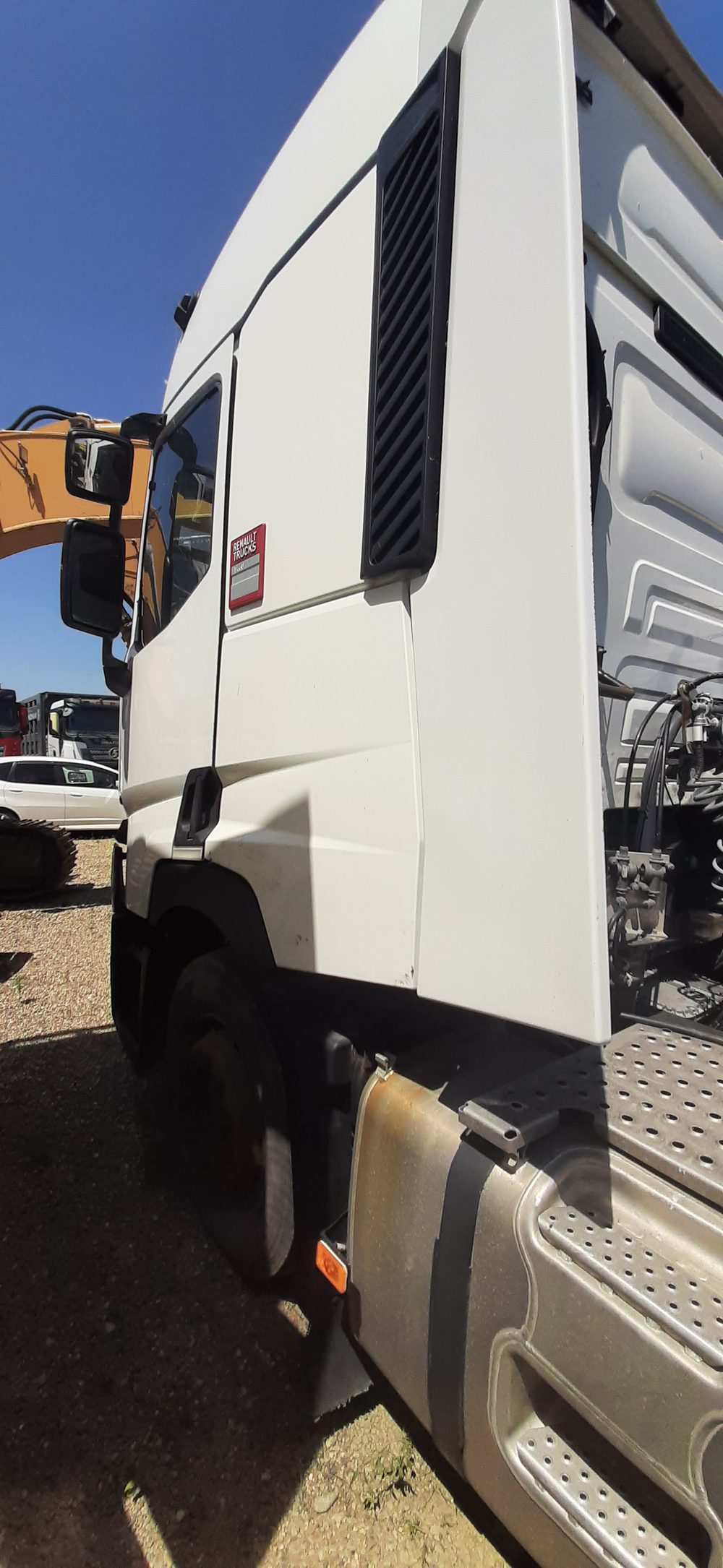Renault T 6x2 Седельный тягач T11.460 6x2 (Дизельный, 10,8 л, 469 л.с., АТ)