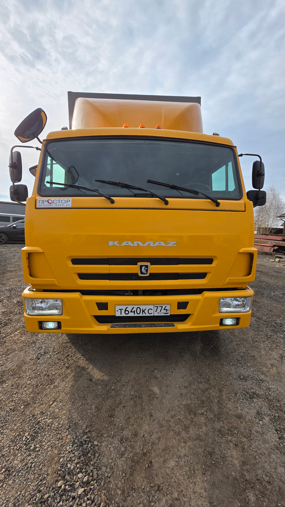 КамАЗ 4308 4x2 Бортовой (Евроборт) K7B002 (Евроборт, Дизельный, 6,7 л, 242 л.с., МТ)