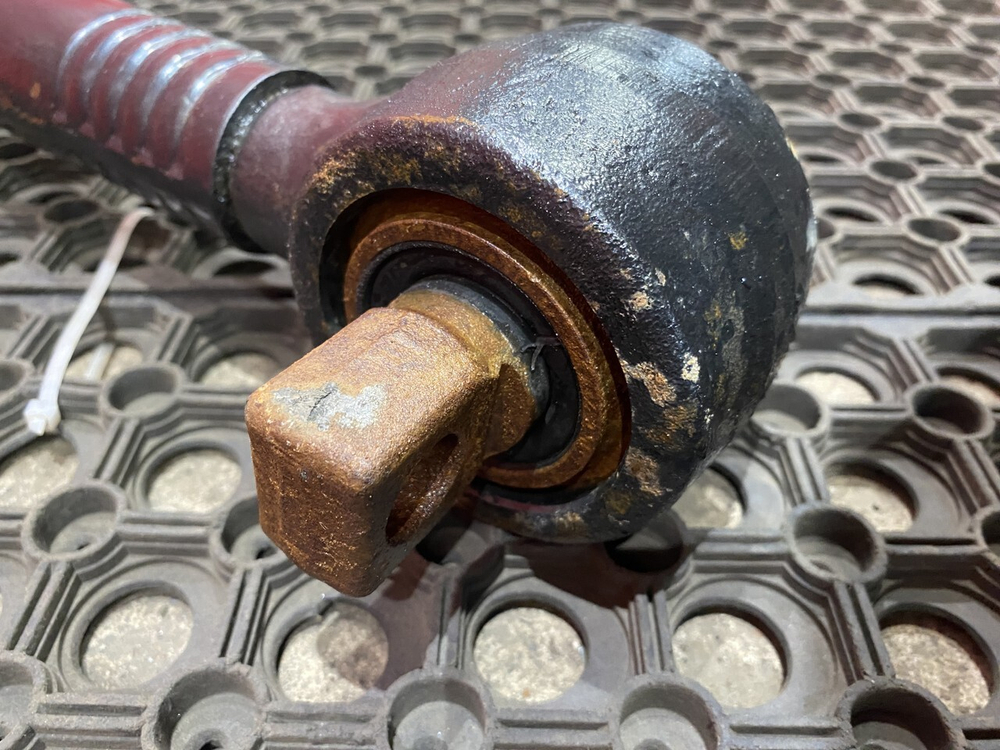 Тяга реактивная V-образная 2022г