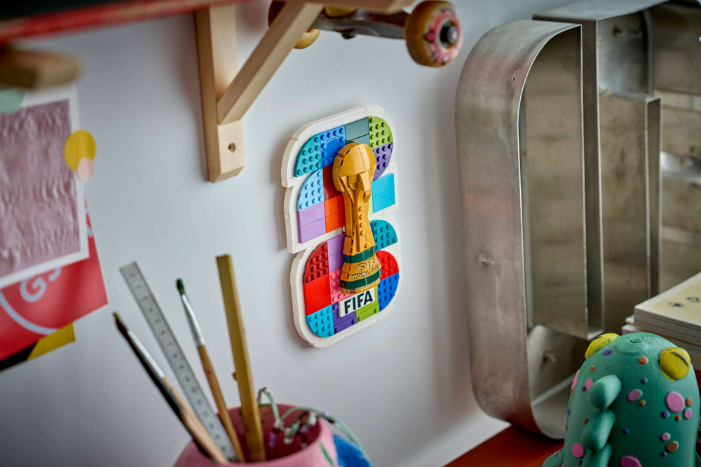 Конструктор LEGO Editions 43032 FIFA World Cup 2026 Official Emblem