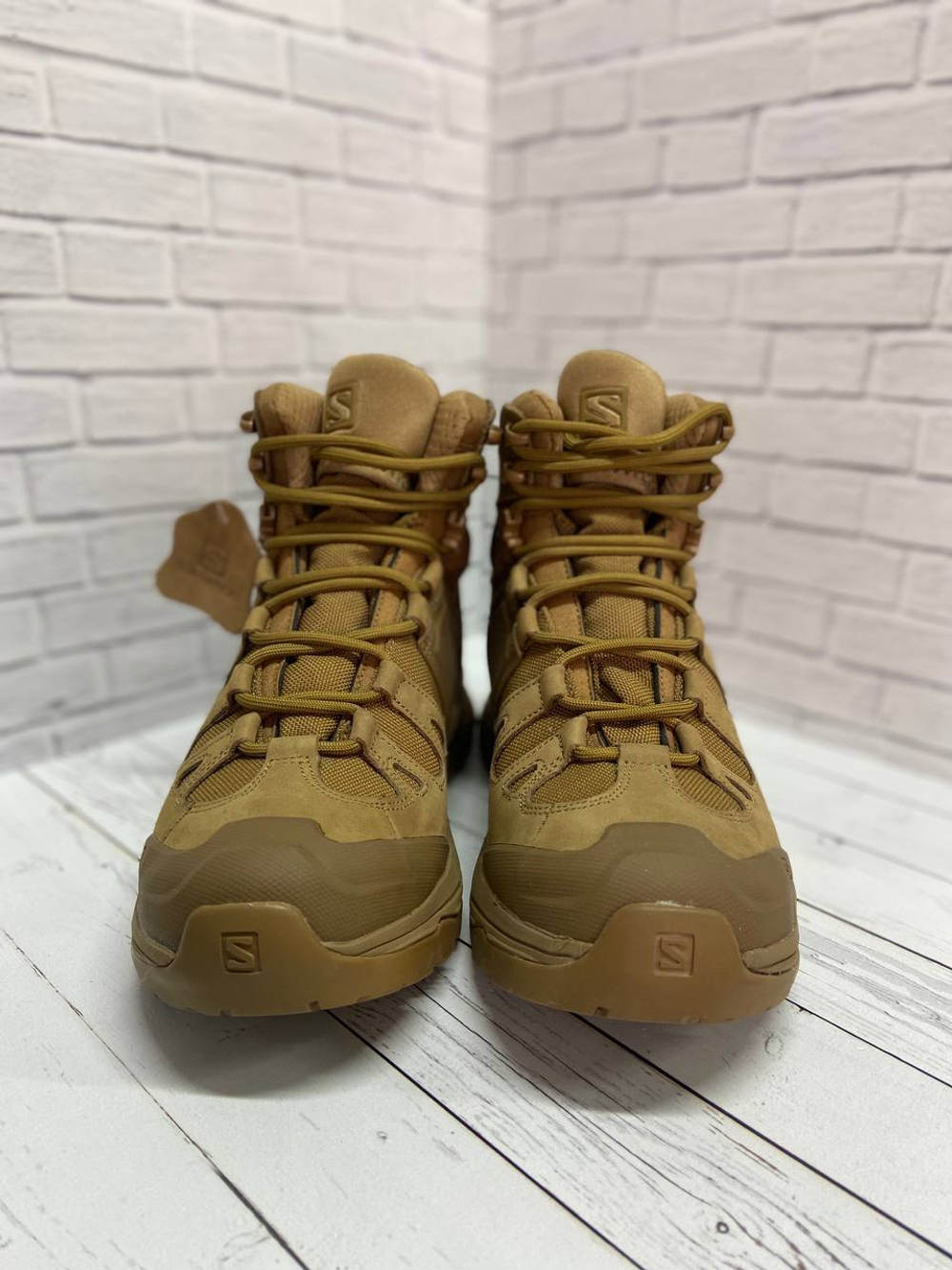 Ботинки Salomon / осень-зима / песок