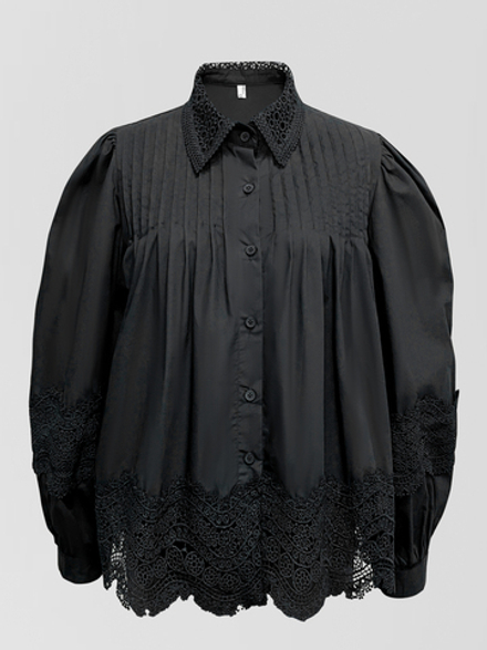 Рубашка Qian&Se однотонная с кружевами на воротнике, рукавах и снизу