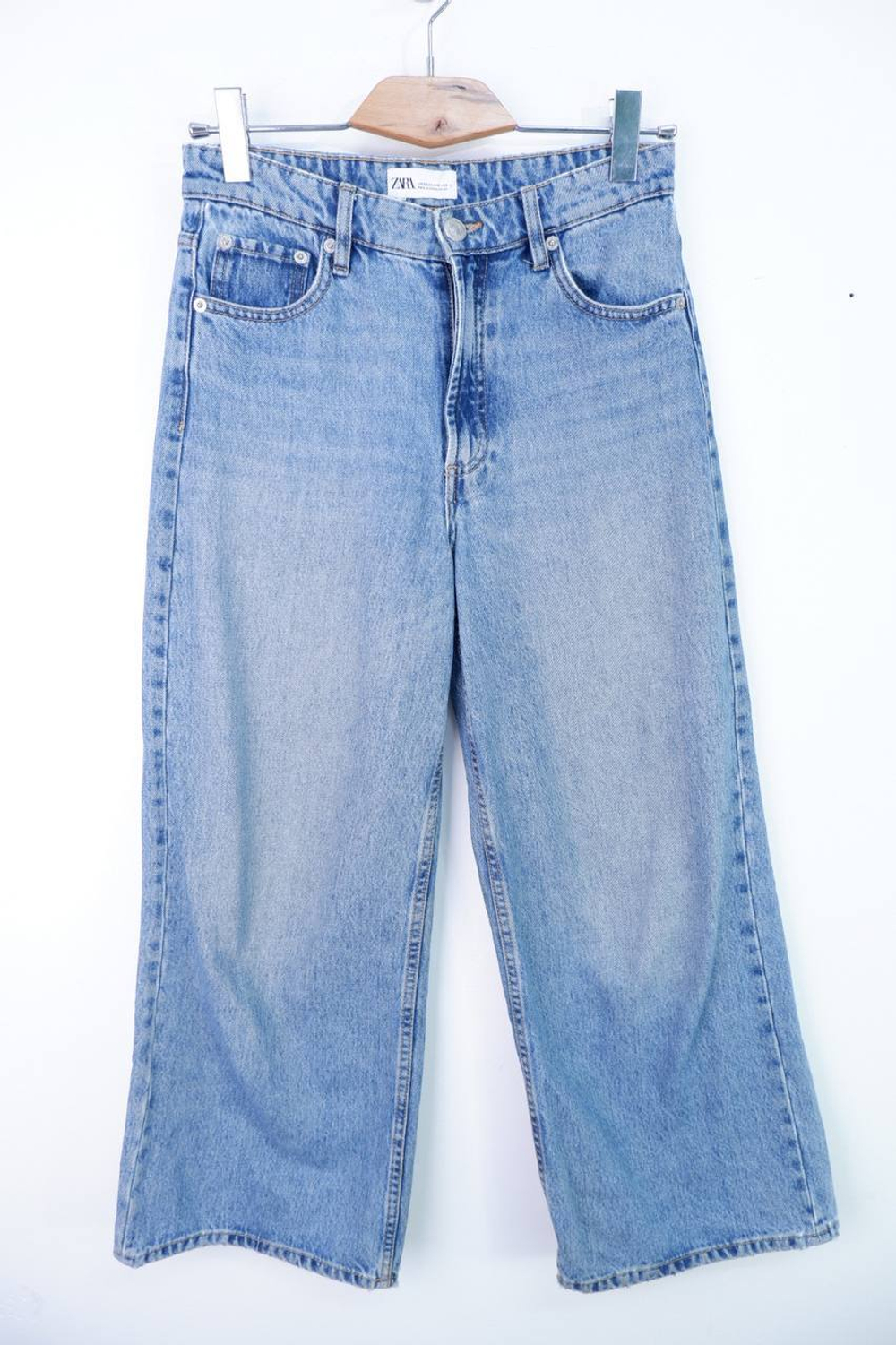 Джинсы Zara широкие, маркировка 36, визуально на 42 размер