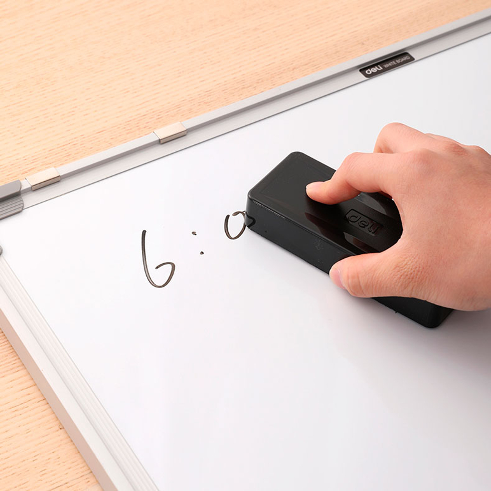 Губка магнитная для маркерных досок Deli 125 x 50 мм.