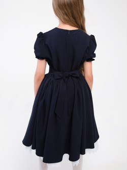 Нарядное школьное платье с подъюбником на 1 сентября