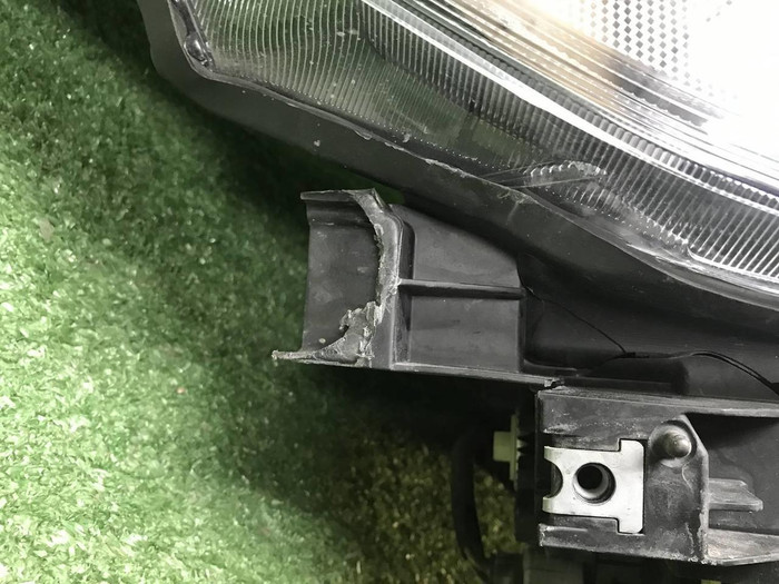 Фара правая Subaru Forester 5 SK (18-21) LED