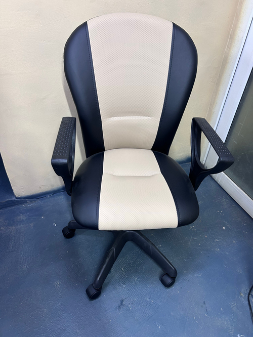 Кресло офисное Варма