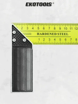 Угольник строительный столярный металлический 300 мм Ekotools