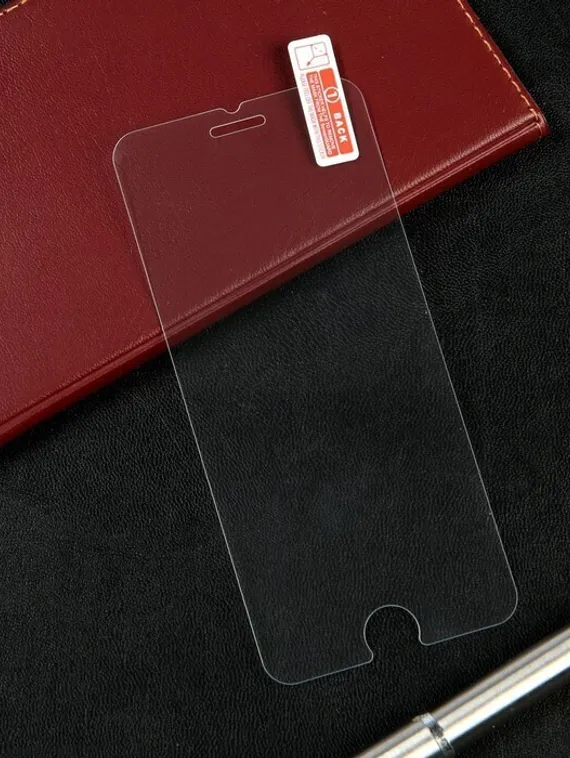 Защитное стекло 2.5D LuazON для iPhone 7/8/SE2020, полный клей