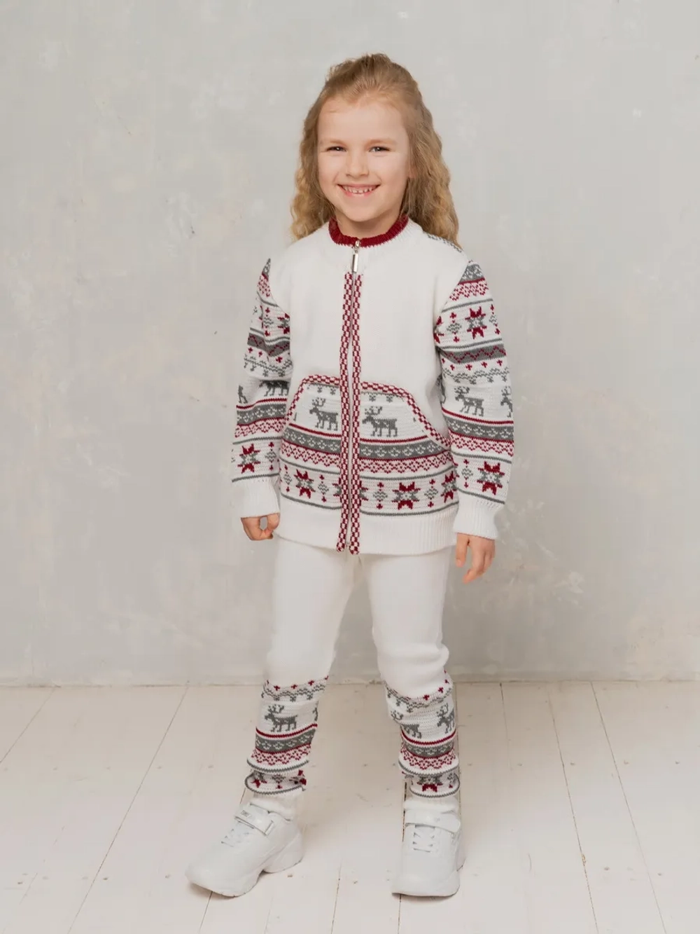 Кофта вязаная на молнии