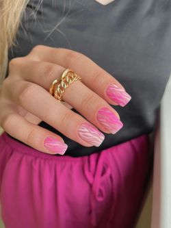 Swanky Stamping Лак для стемпинга S16 неоново-розовый,