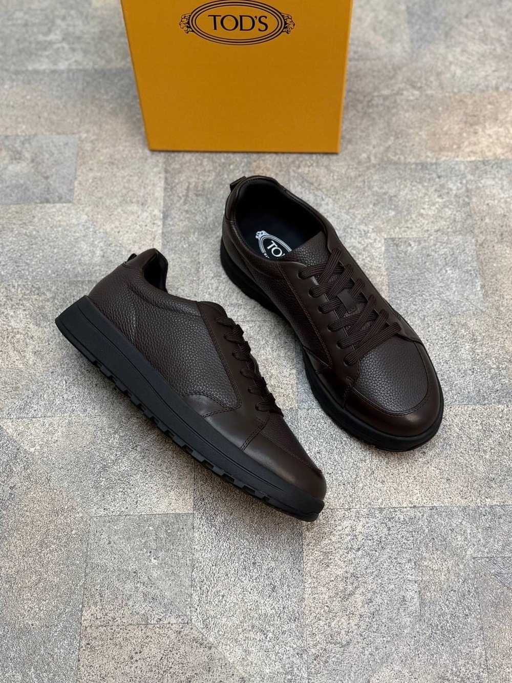 Кроссовки Bally