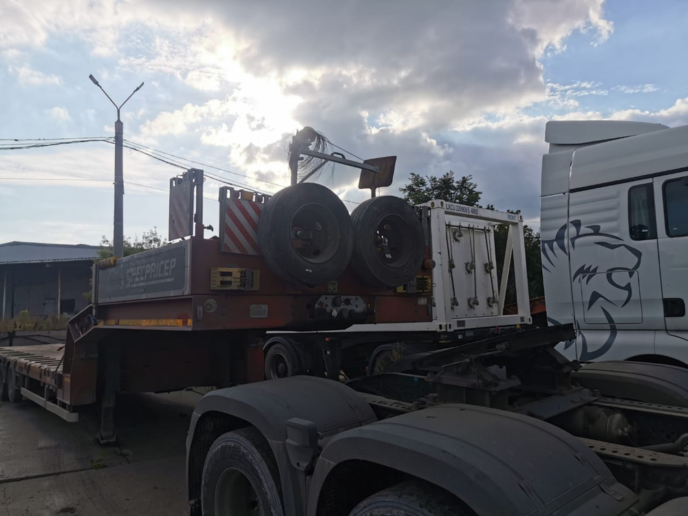Спецприцеп 9942* Полуприцеп тяжеловоз 5 осей 9942L5 (Раздвижной)