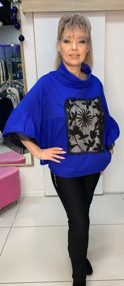 Блузон-туника с квадратом по груди и рукавами "фонариками"