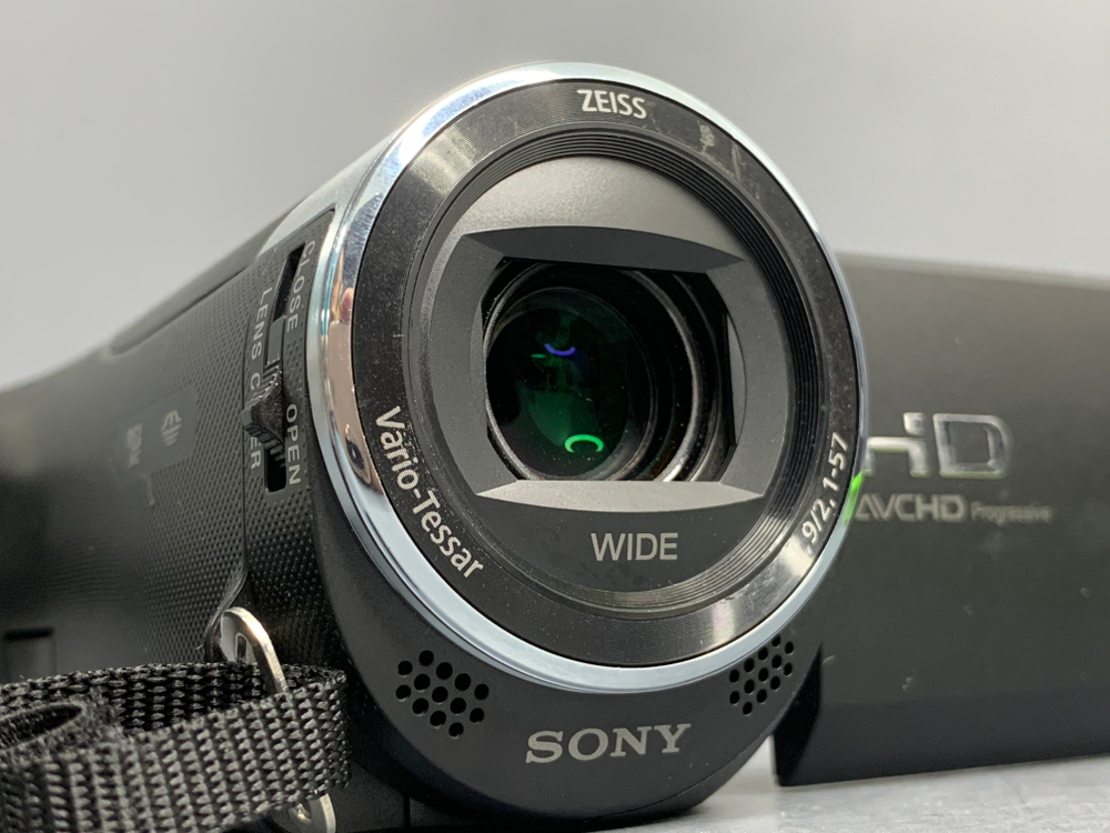 Sony HDR-CX240E