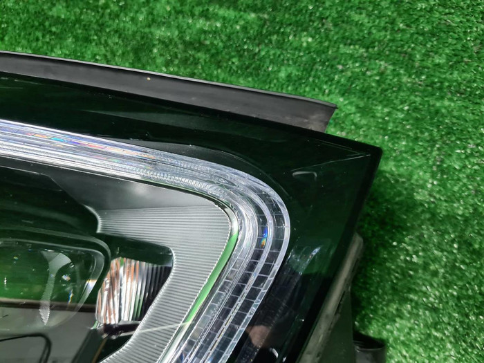 Фара правая Mercedes GLE V167 18-24 Multibeam LED