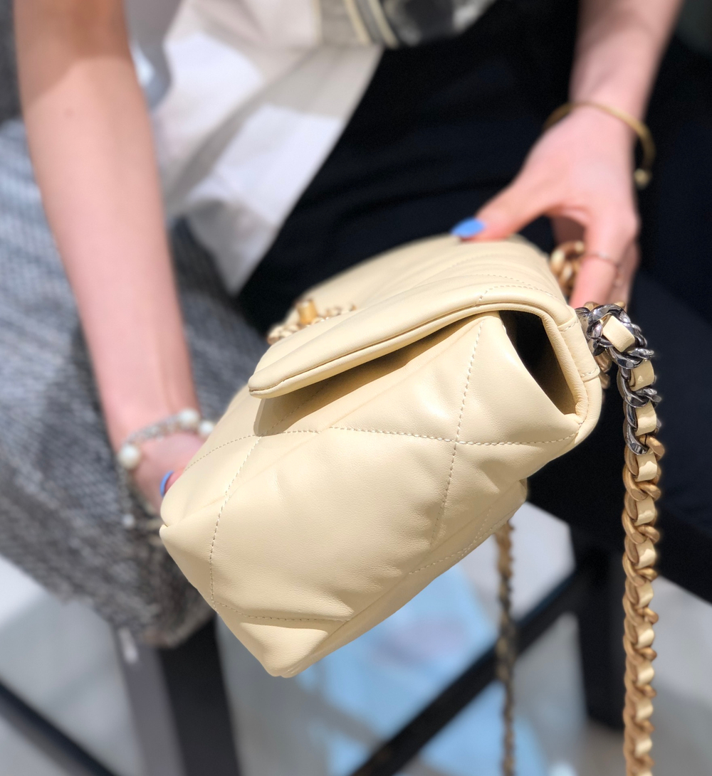 Chane1 19 Bag 26 cm