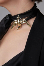 Колье Serenity птица в оттенке золото на черной ленте из органзы