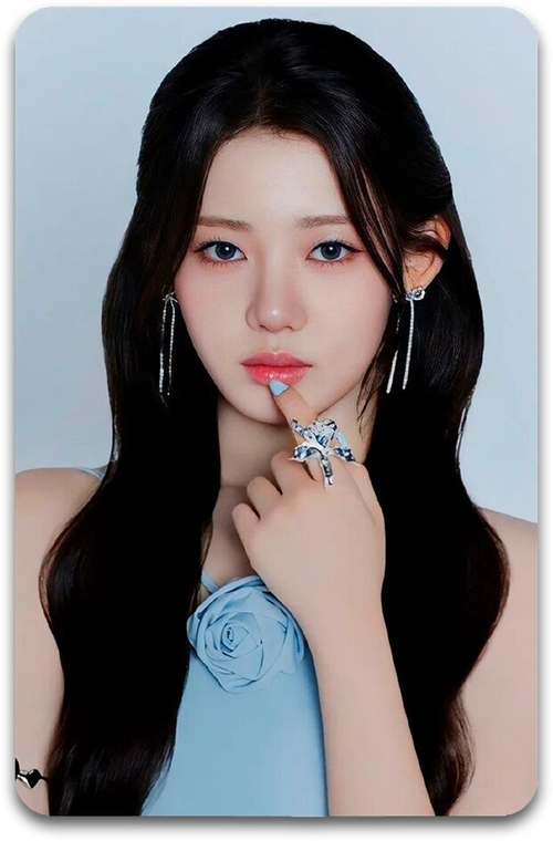 Карта #2944 / RORA (BABYMONSTER)