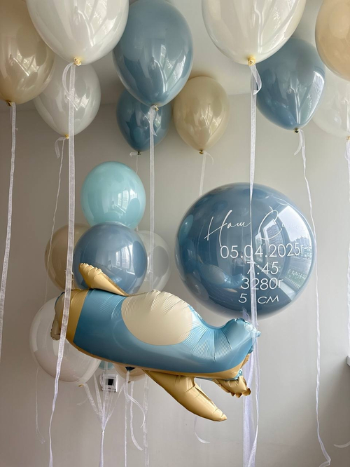 Самолет с стеклянными шариками