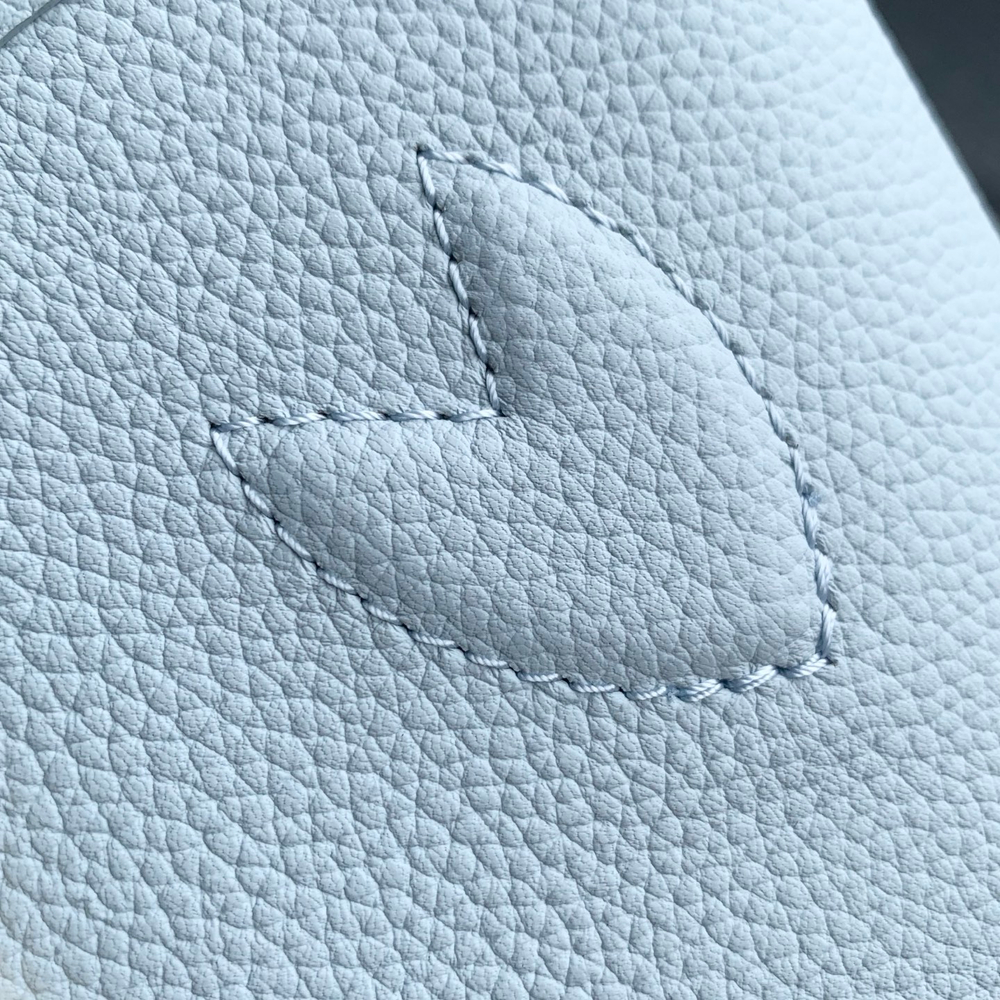 Louis Vuitton Neverfull Bandouliere Inside Out BB