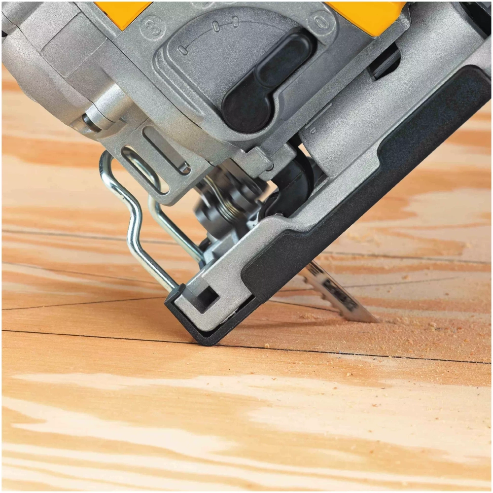 Лобзик DeWalt DW331K