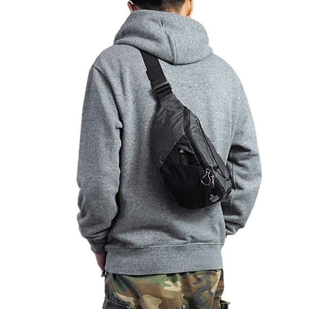 THE NORTH FACE 4L Crossbody Fanny Pack Outdoor Bag Nylon Pure Black Unisex