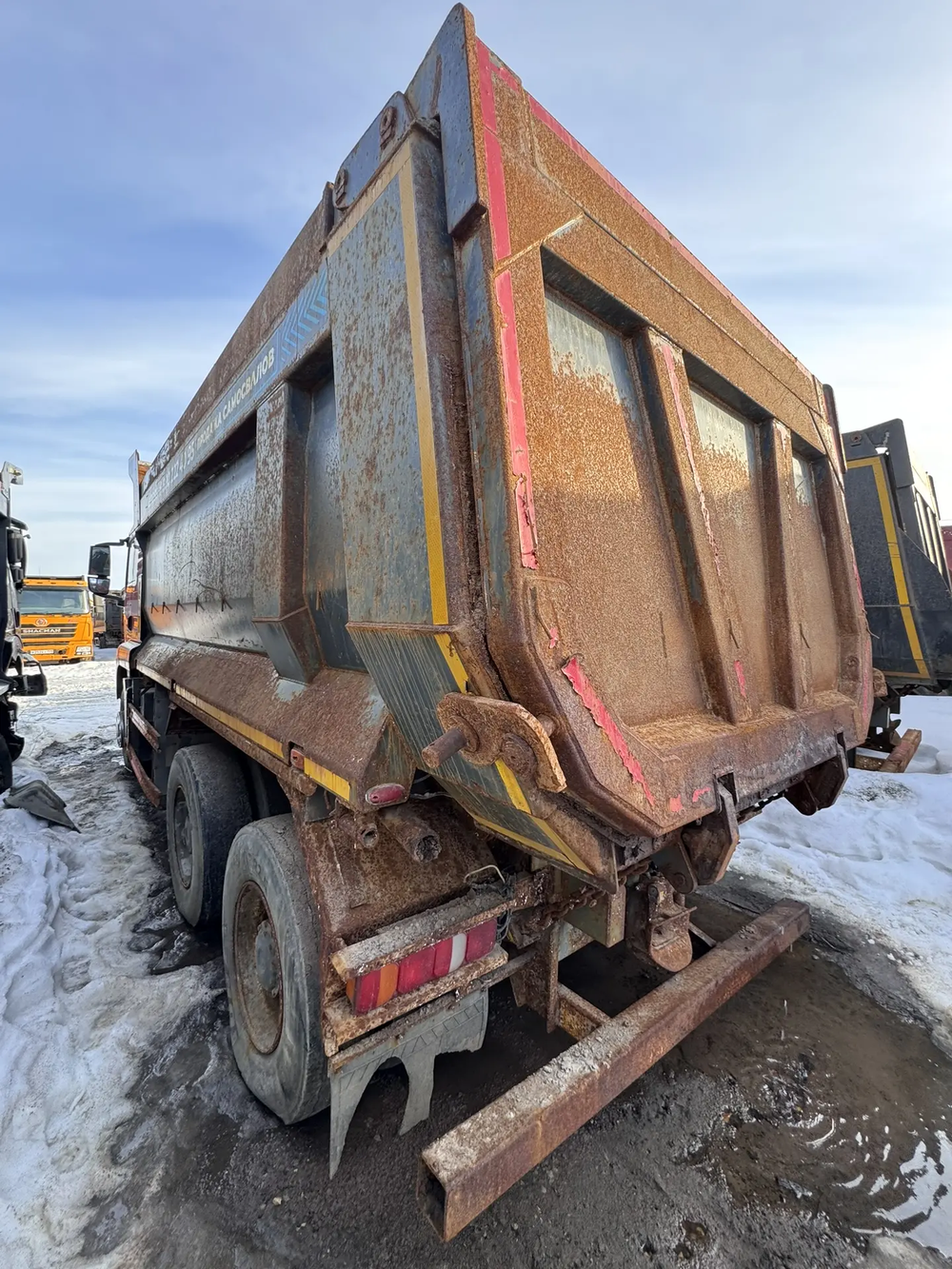 SITRAK C7H 6x4 Самосвал ZZ3256V384ME (Дизельный, 10,5 л, 440 л.с., МТ)