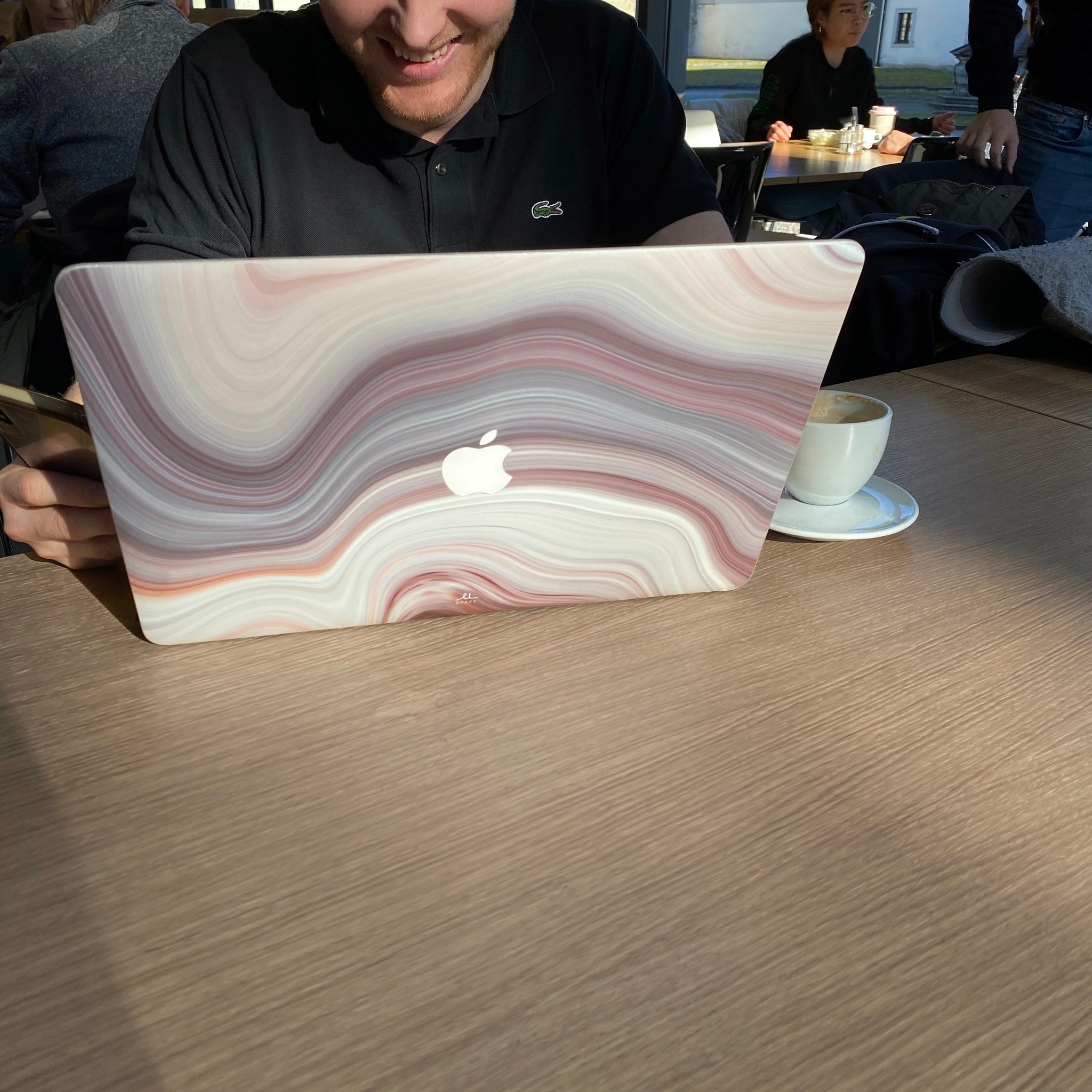 Виниловая наклейка MARS для MacBook