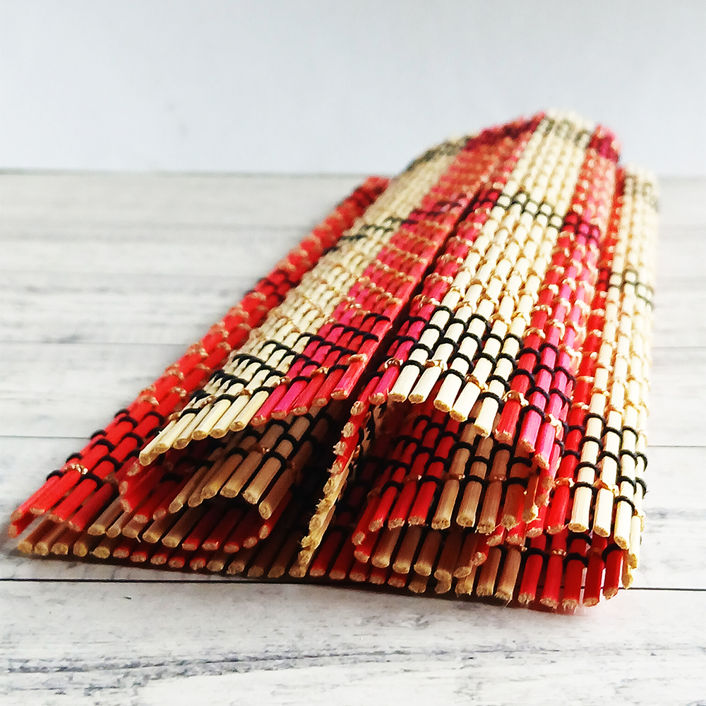 Бамбуковый коврик на стол, красные полосы