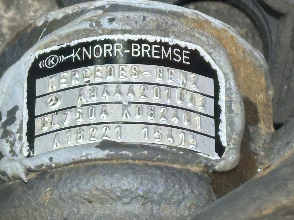 Суппорт задний левый