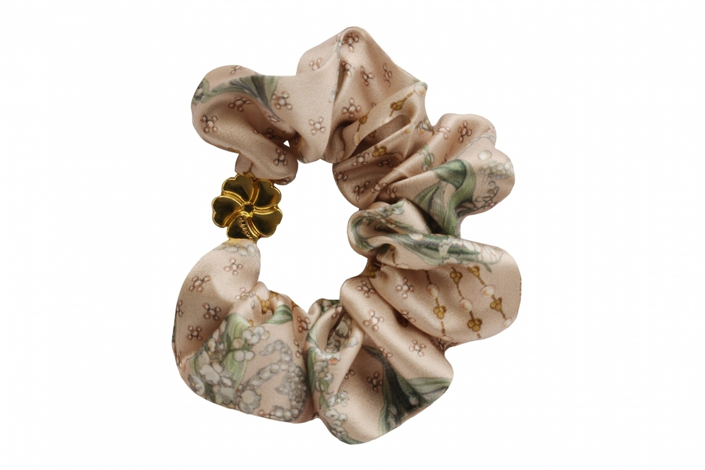 Шелковая резинка для волос Mollen Ландыши пудровая