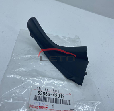 Уплотнитель лобового стекла правый 53866-42012 5386642012