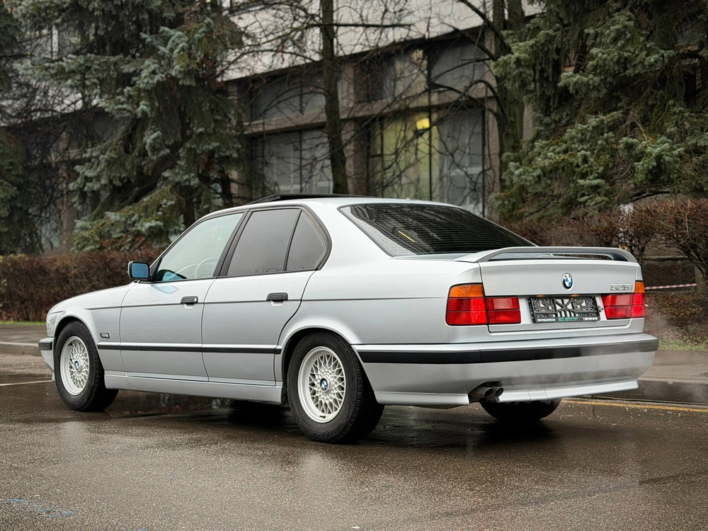 BMW 525i