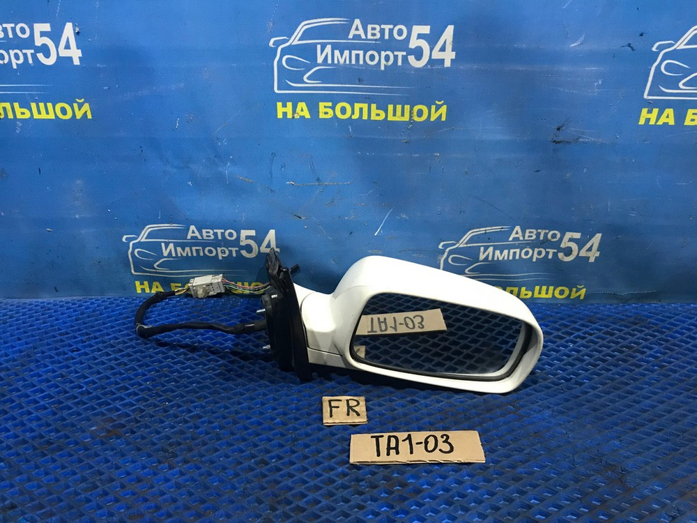 Зеркало правое Honda AVANCIER 1999