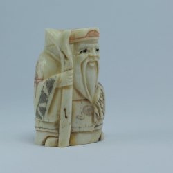 Нэцкэ Дзюродзин с красивым посохом