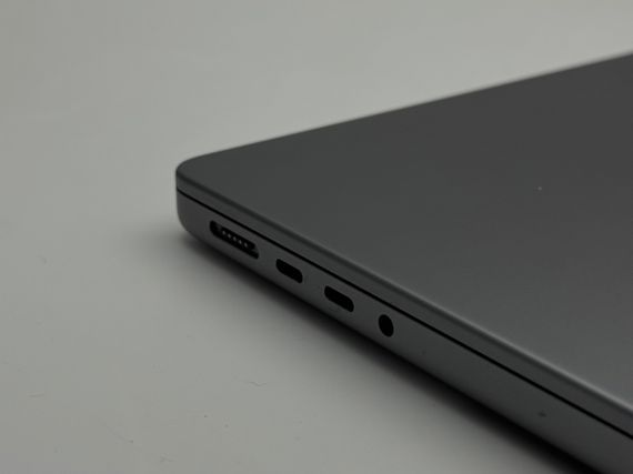MacBook Pro 14 M3 8/512gb Space Gray