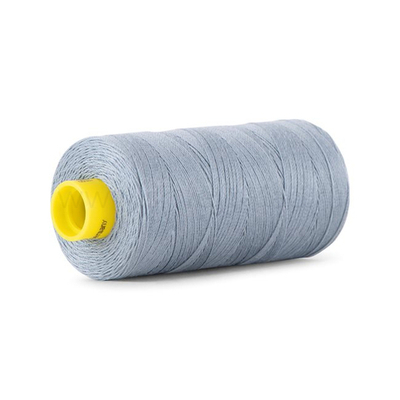 Нитка Gutermann Mara 30 (300 метров), 1 кат., для отстрочки | 064 серый джинс