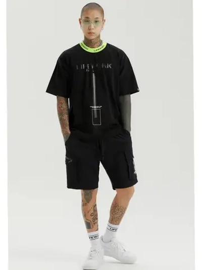 Шорты с карманами на молнии