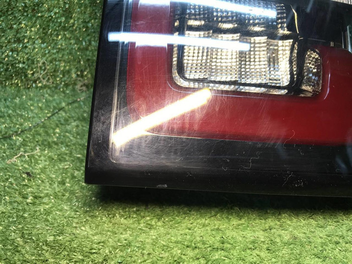 Фонарь правый внутренний LR Discovery Sport 19-нв