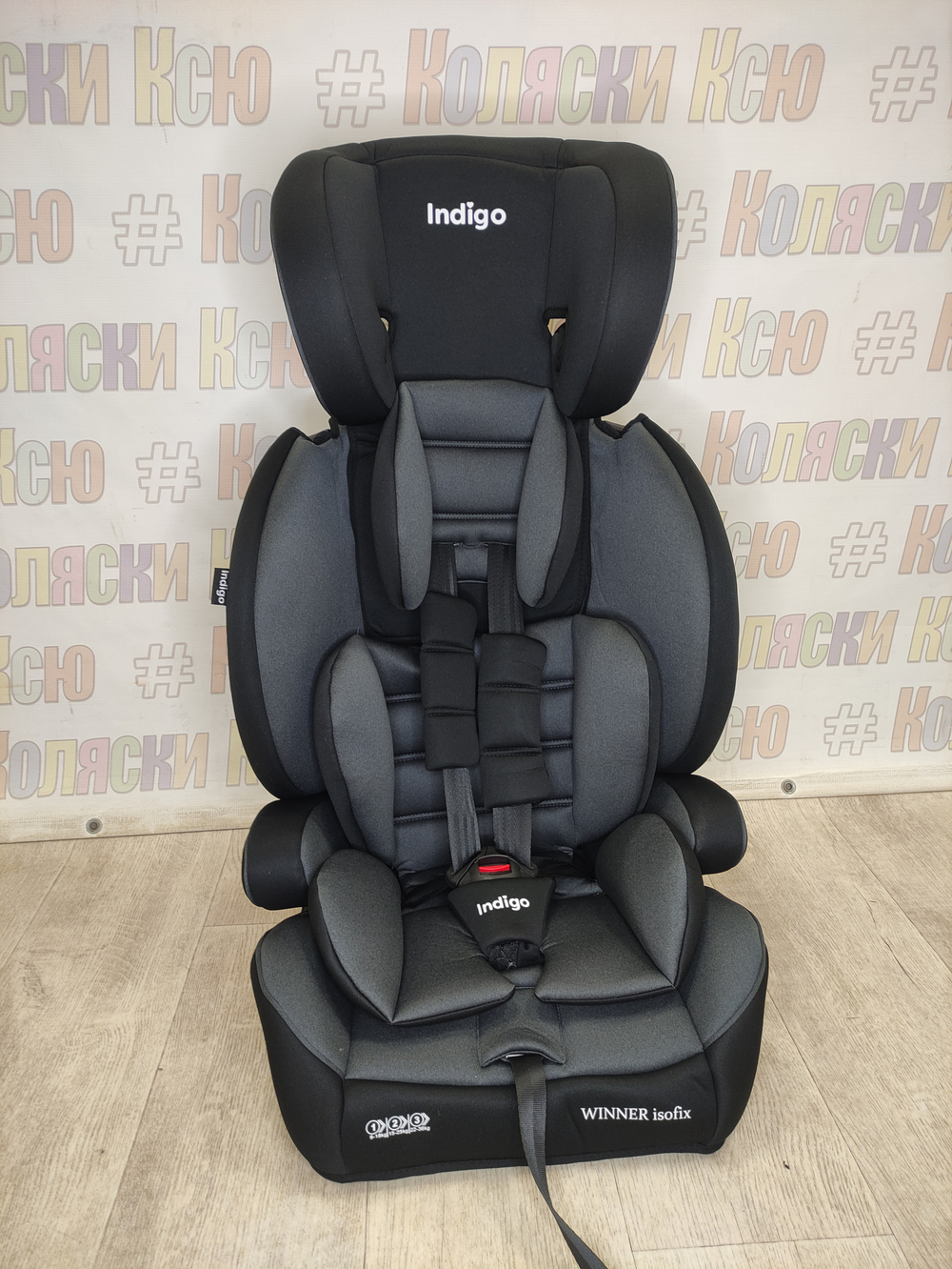 Автокресло детское Indigo Winner Isofix группа 1/2/3 (9-36) черный-серый