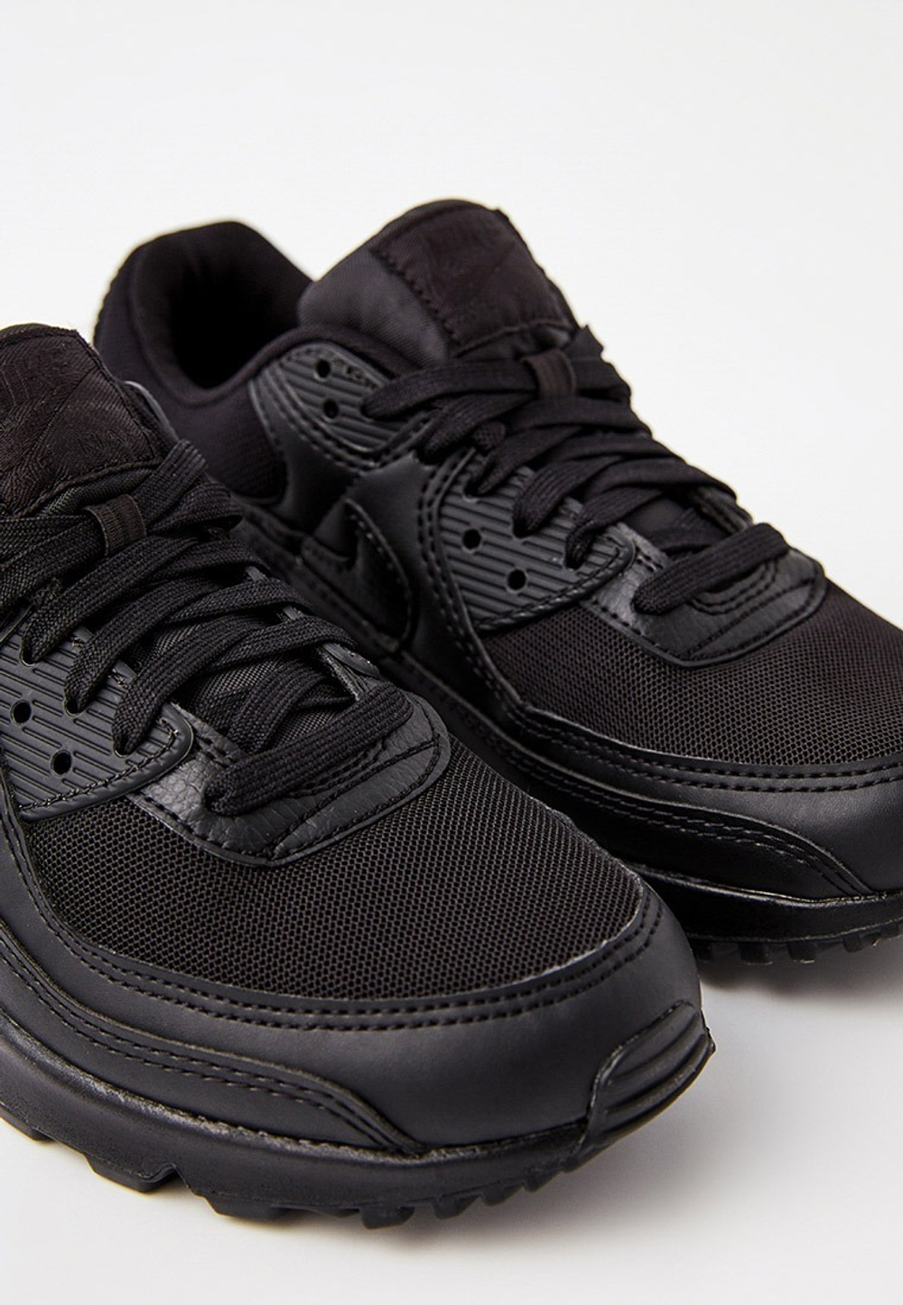 NIKE / Кроссовки женские