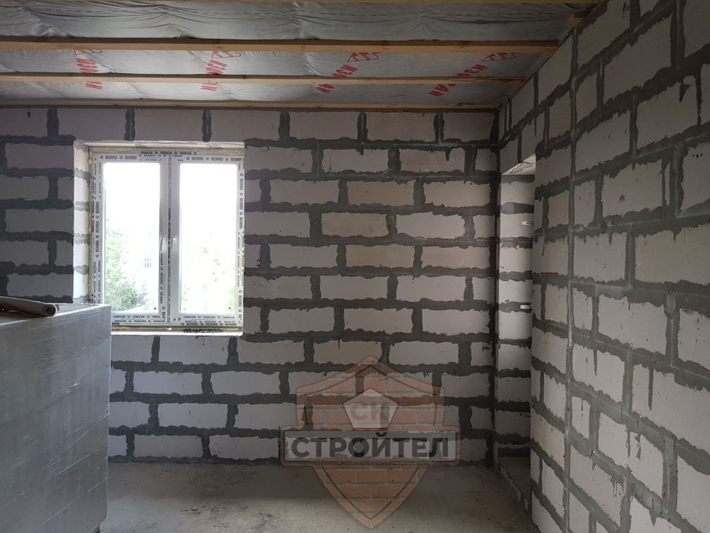 Строительство дома из газобетона 220 м2 с фасадной штукатуркой Короед