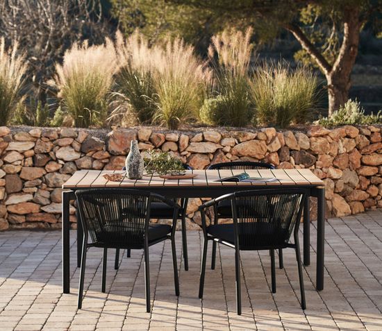 Canyelles Уличный раздвижной стол черный 180 (240) x 100 см