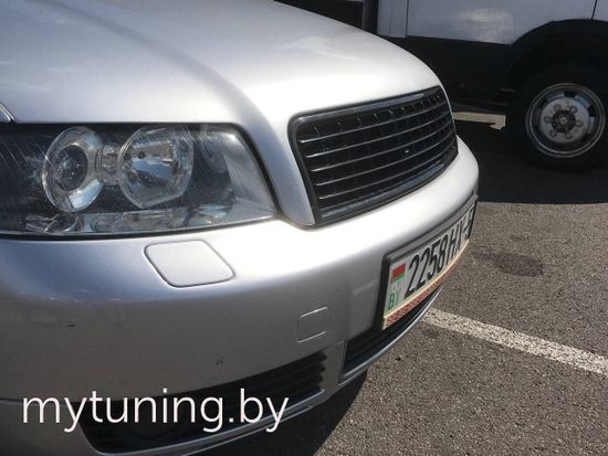 Решетка радиатора без значка для Audi A4 B6