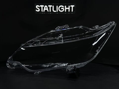 Левое стекло фары Toyota Camry V55 2014-2017