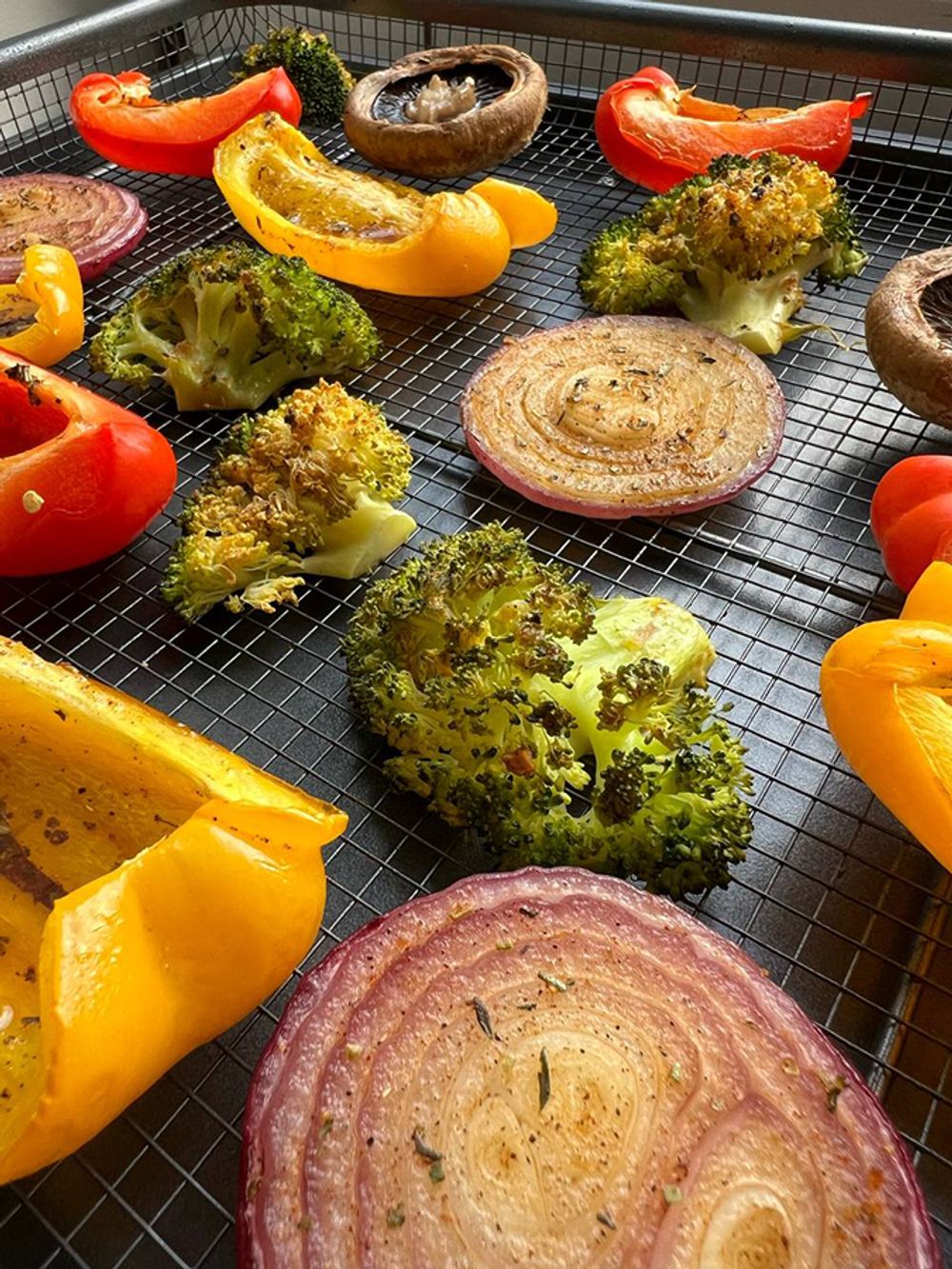 Противень для запекания с решеткой-гриль Roast Masters, 36х45 см, черный