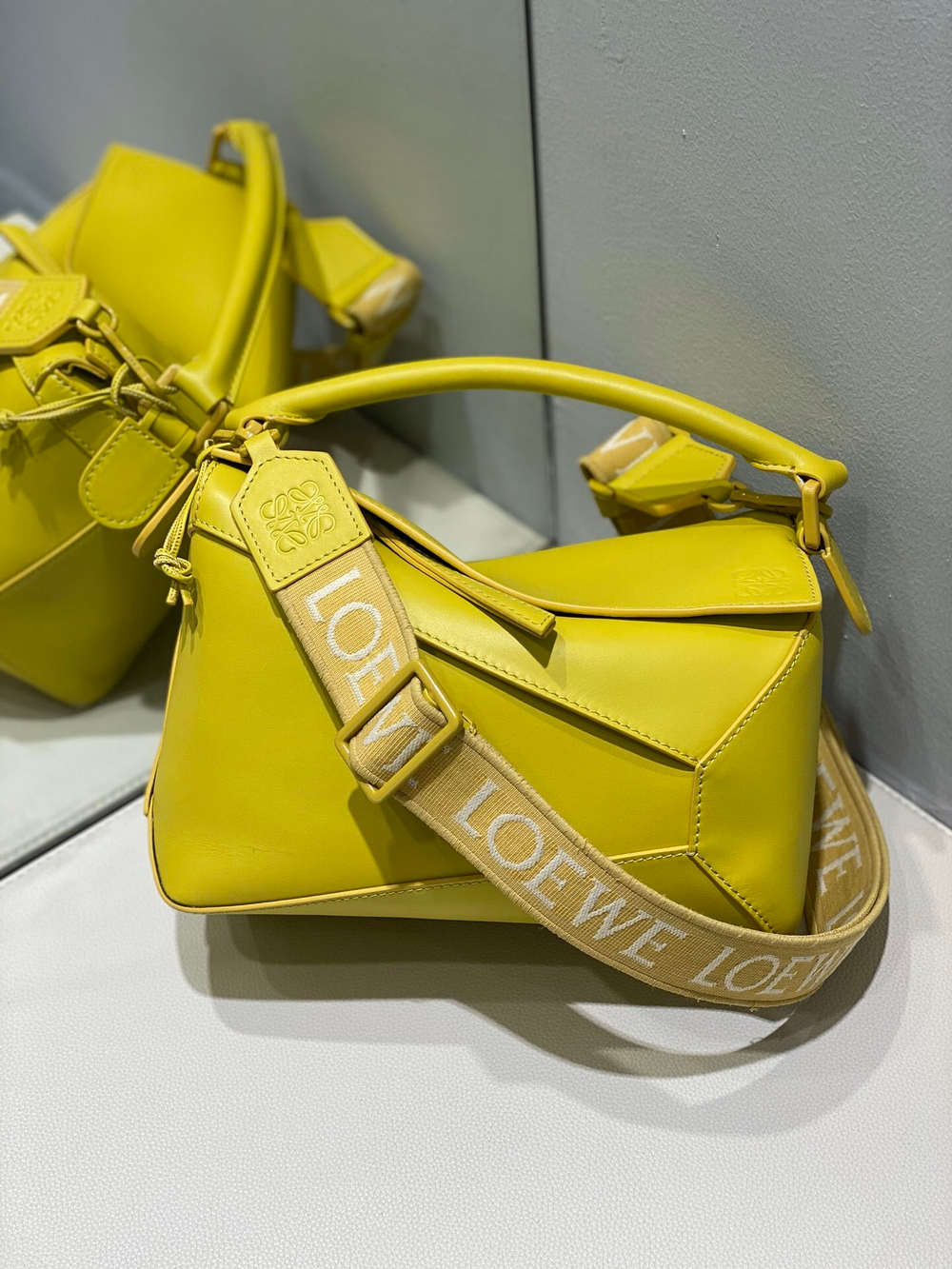Loewe Puzzle 24 cm