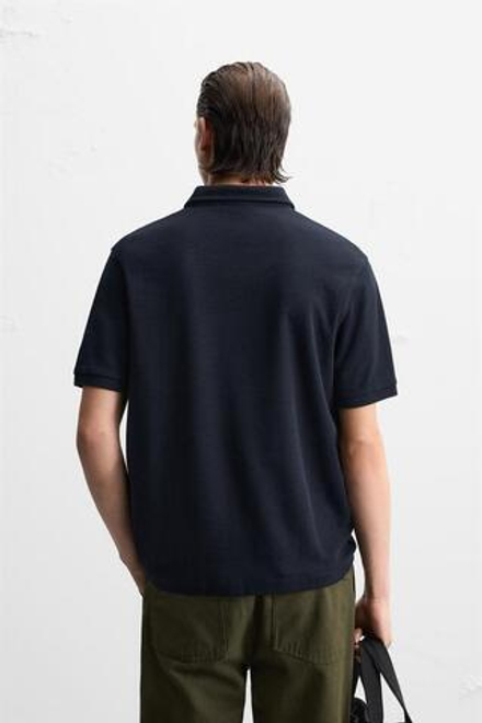 ZARA ПОЛО ИЗ РЕЛЬЕФНОЙ ТКАНИ, МОРСКОЙ СИНИЙ