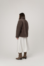 Коричневая шуба